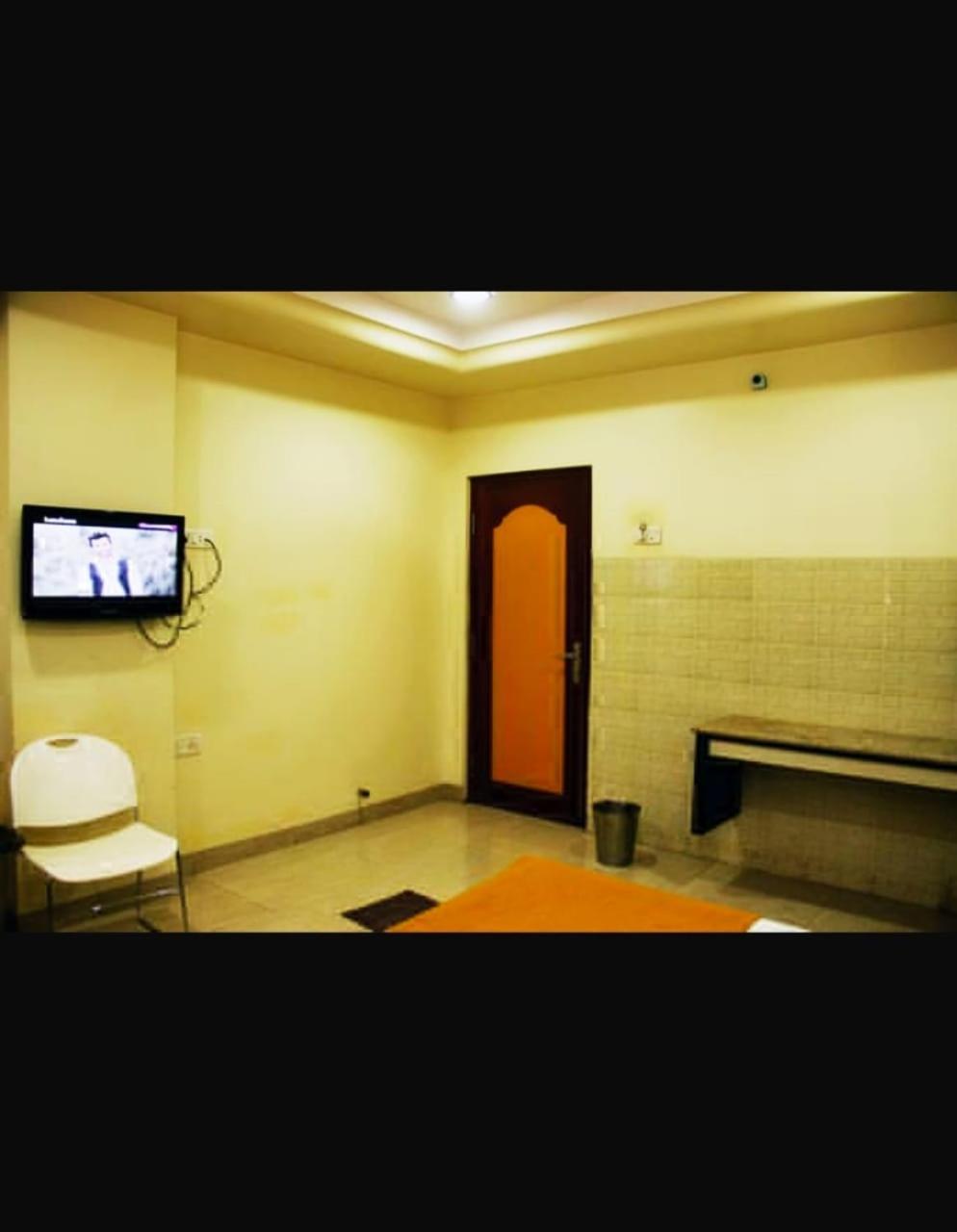 Hotel Apple Sai Residency Shirdi Esterno foto