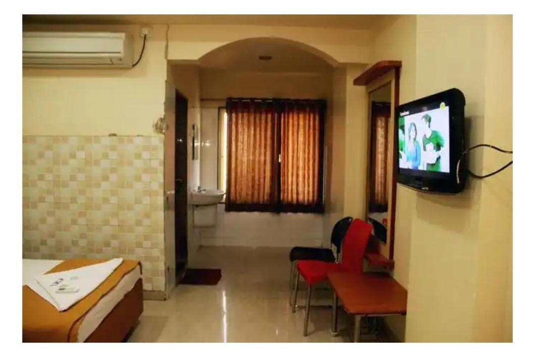 Hotel Apple Sai Residency Shirdi Esterno foto